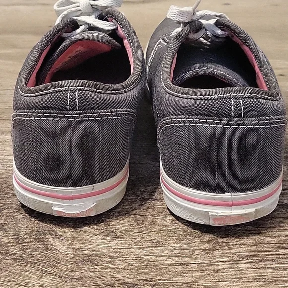Vans Women's Gray Lace Ups with Pink Trim, Insole, and Sole Sz 6 - Picture 4 of 14